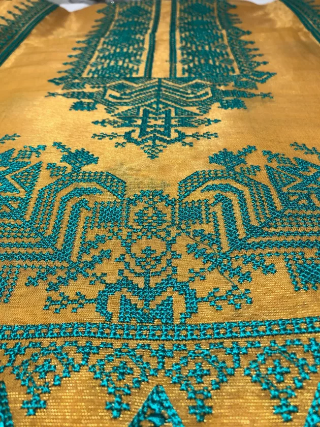Khaddi Silk with embroidery, Unstiched Suit (Light Green) - Image 2