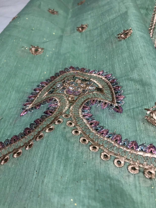 Best Asian and Pakistani Clothes Online. A popular UK provider of Fashion, with luxury and designer brands in clothing, for all occasions.