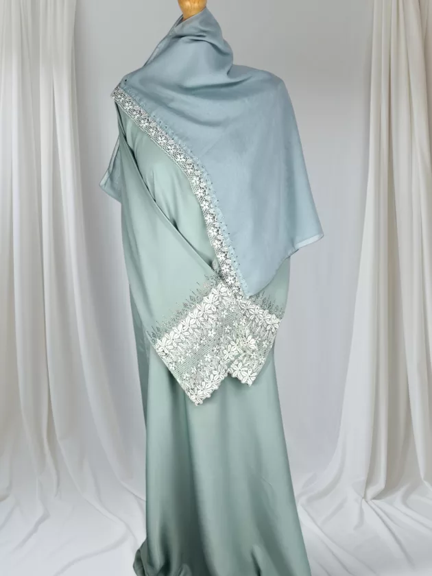 High Quality Elegant Dubai Abaya with Embroidery-Green