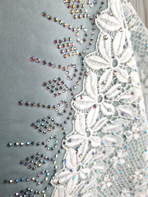 High Quality Elegant Dubai Abaya with Embroidery-Green - Image 9