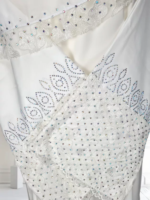 High Quality Elegant Dubai Abaya with Embroidery-White - Image 11